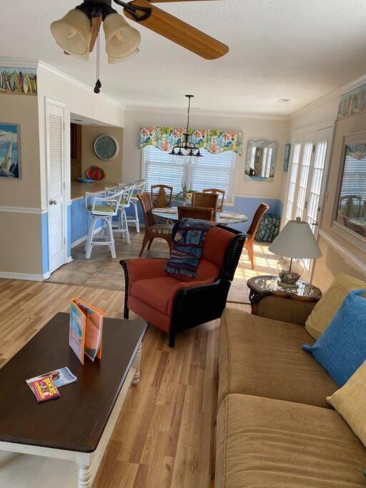 Beach Breeze 3, Pet Friendly, Walking Distance To Atlantic Ocean Free Parking Myrtle Beach Exteriér fotografie